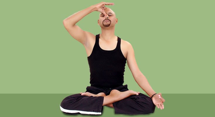 To get rid of diseases follow Jal Yoga, Clapping and Laughter Yoga
