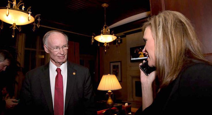 Governor of Alabama is being accused of Sex Scandal