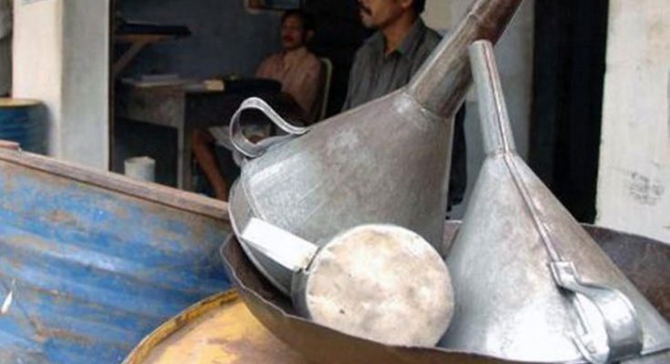 Kerosene Oil touches Rs100 per litre in Bengal